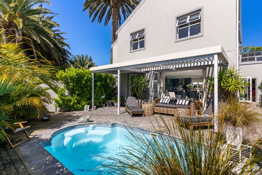3 Bedroom Property for Sale in Constantia Western Cape